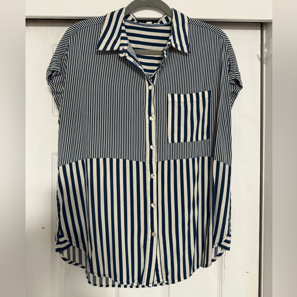 Striped Short/No-Sleeve Blouse from Jane + Delancey